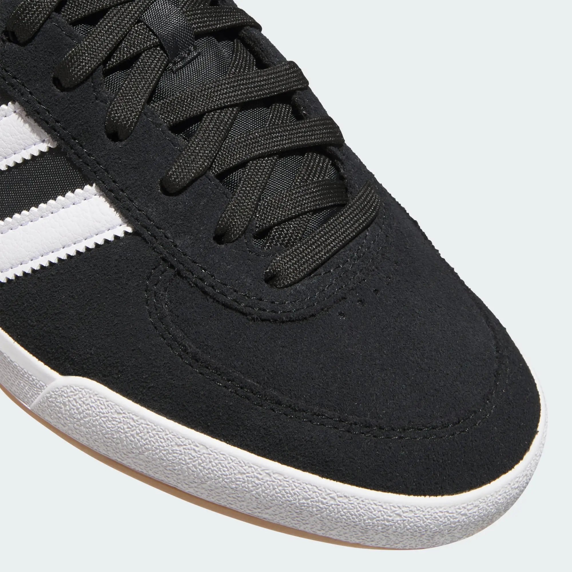 Adidas Glenburn Shoes - Core Black / Cloud White / Gum
