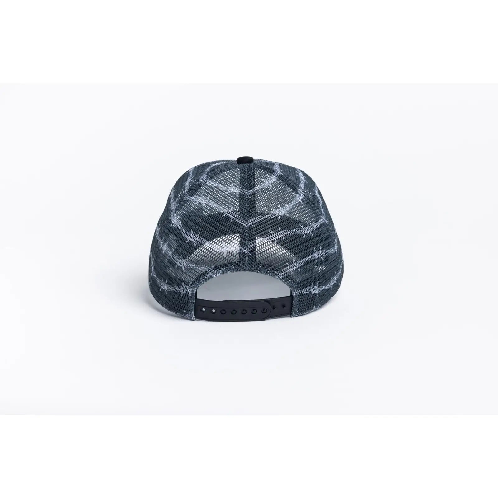 Autumn Barbed Trucker - Black