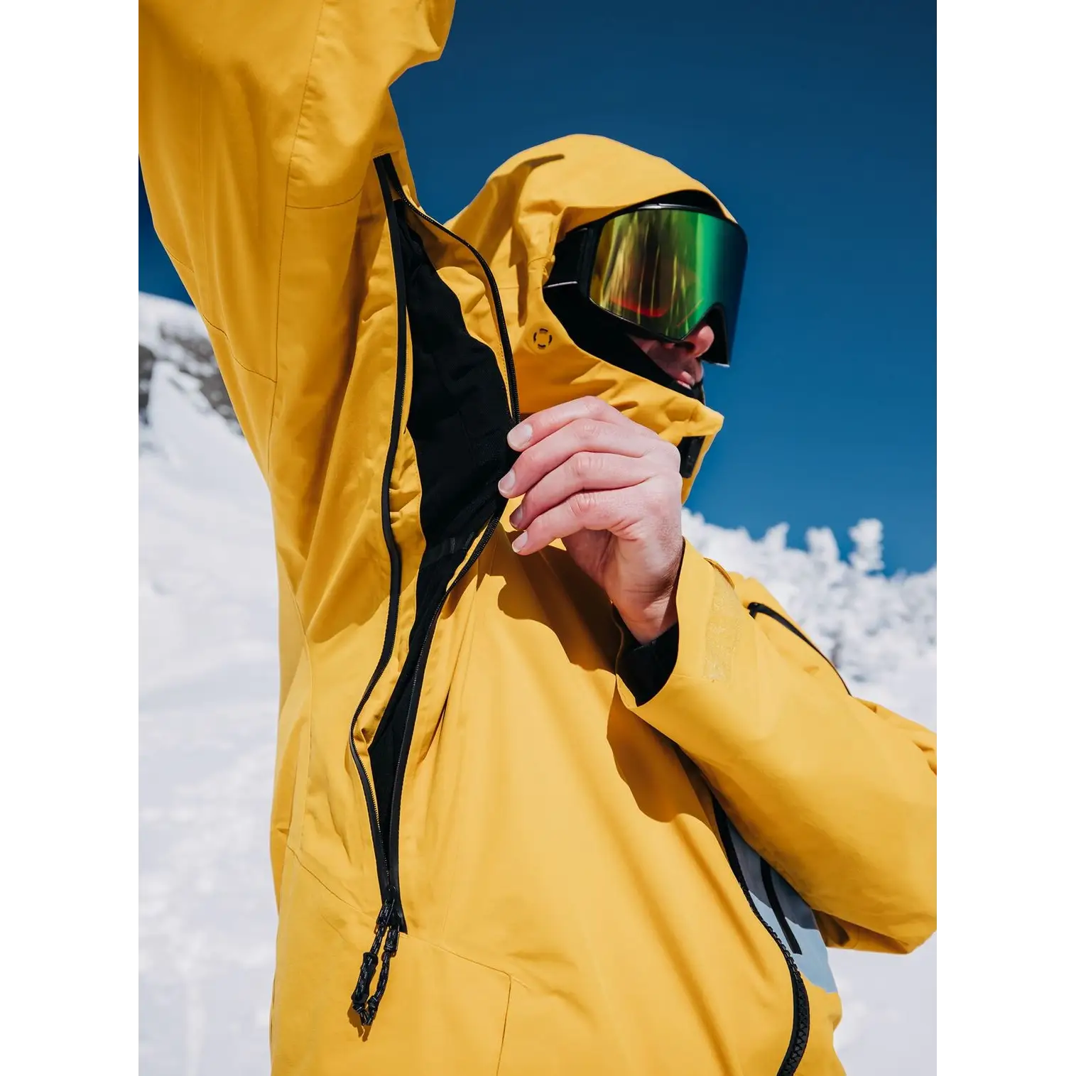 Burton AK Cyclic 2L Gore-Tex Jacket 2025