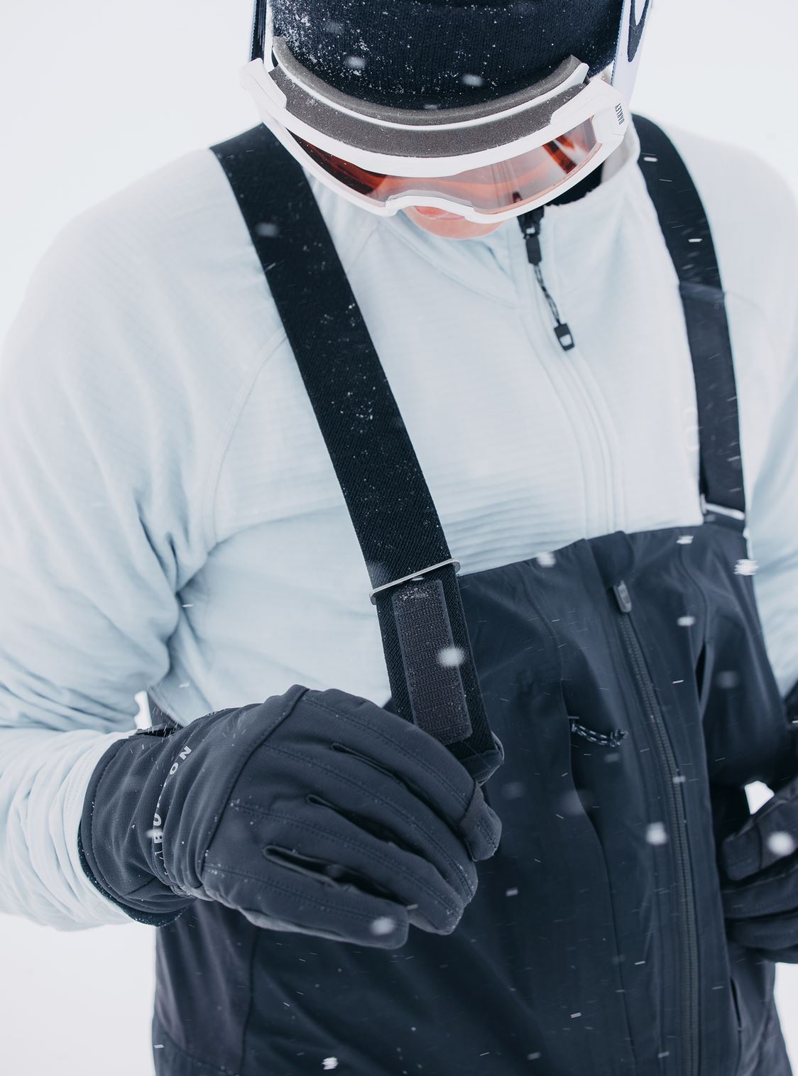Burton AK Freebird GORE-TEX 3L Stretch Bib Pants