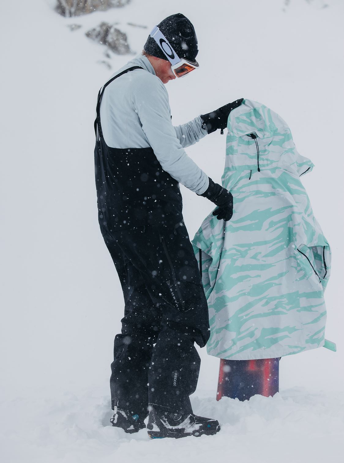 Burton  AK Freebird GORE-TEX 3L Stretch Bib Pants