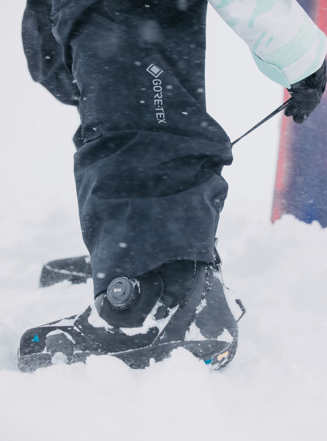 Burton AK Freebird GORE-TEX 3L Stretch Bib Pants