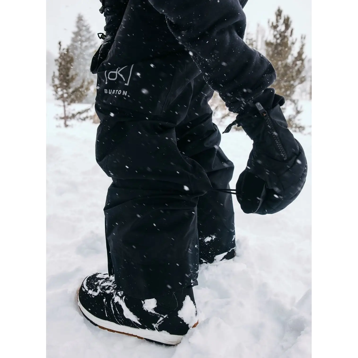 Burton AK Kimmy GORE-TEX 2L Bib Pants 2026