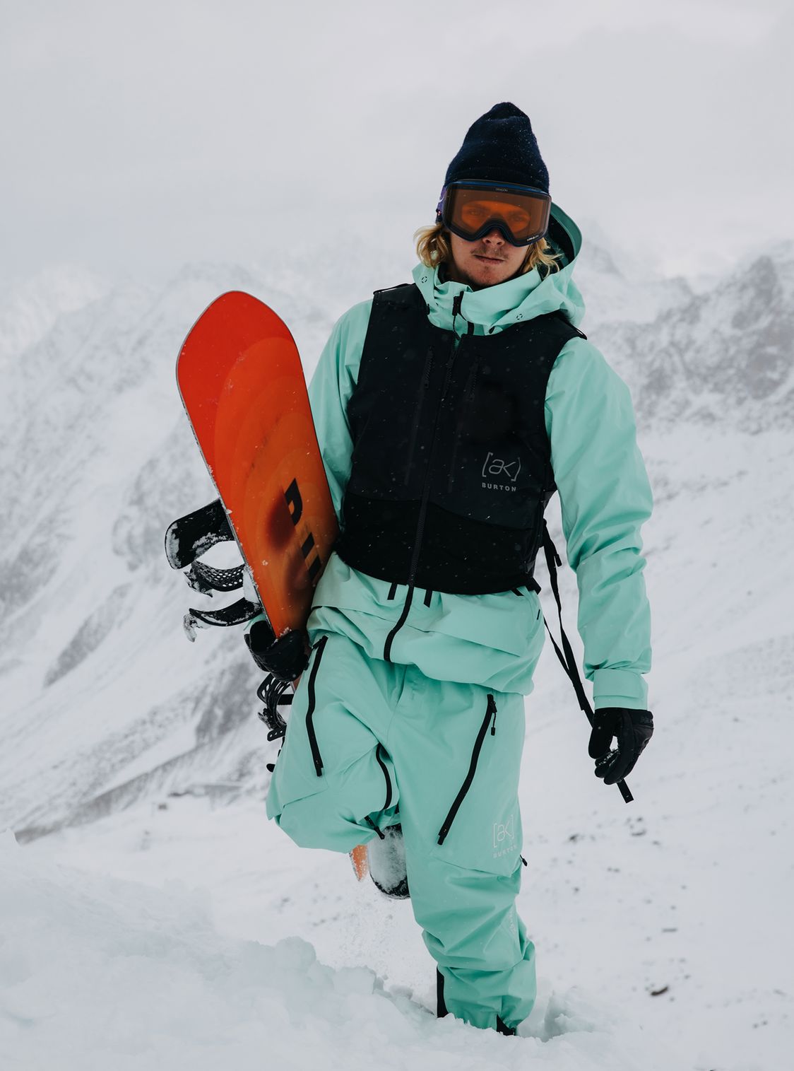 Burton AK Surgence Tour 18L Backpack 2025