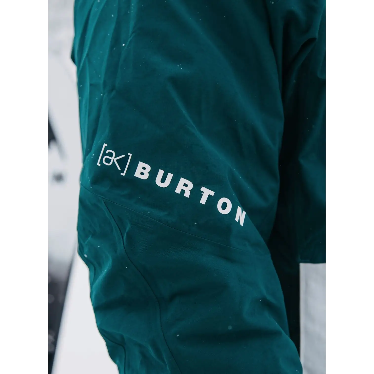 Burton AK Velocity GORE-TEX Anorak 2025