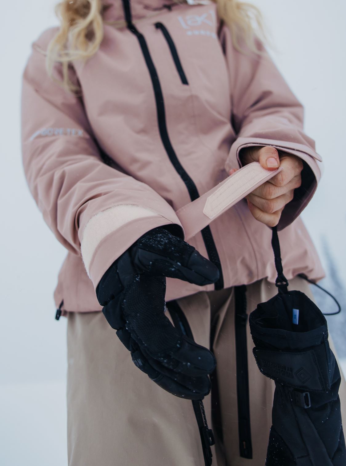 Burton AK Upshift Gore-Tex 2L Womens Jacket