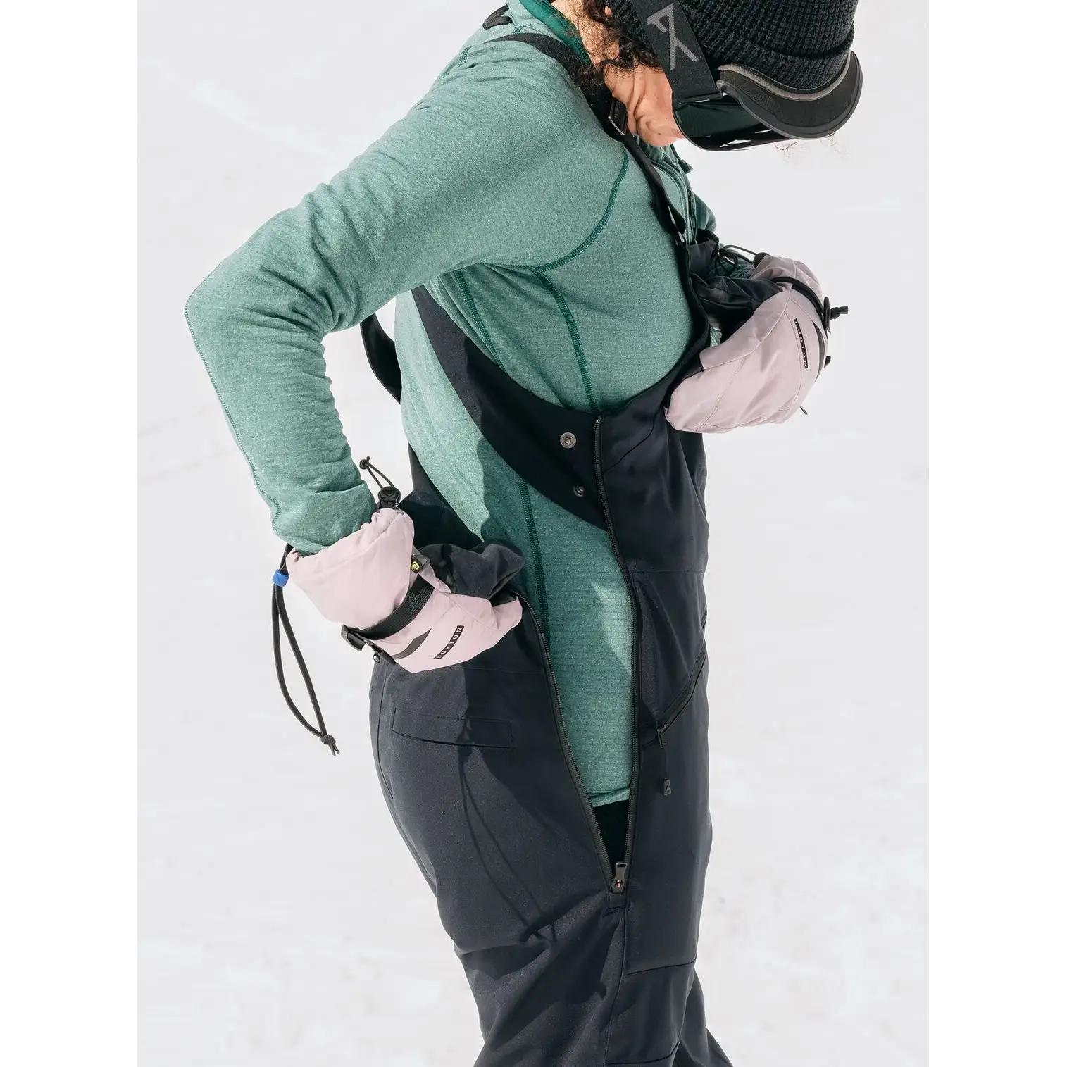Burton Women's Reserve Stretch 2L Bib Pants