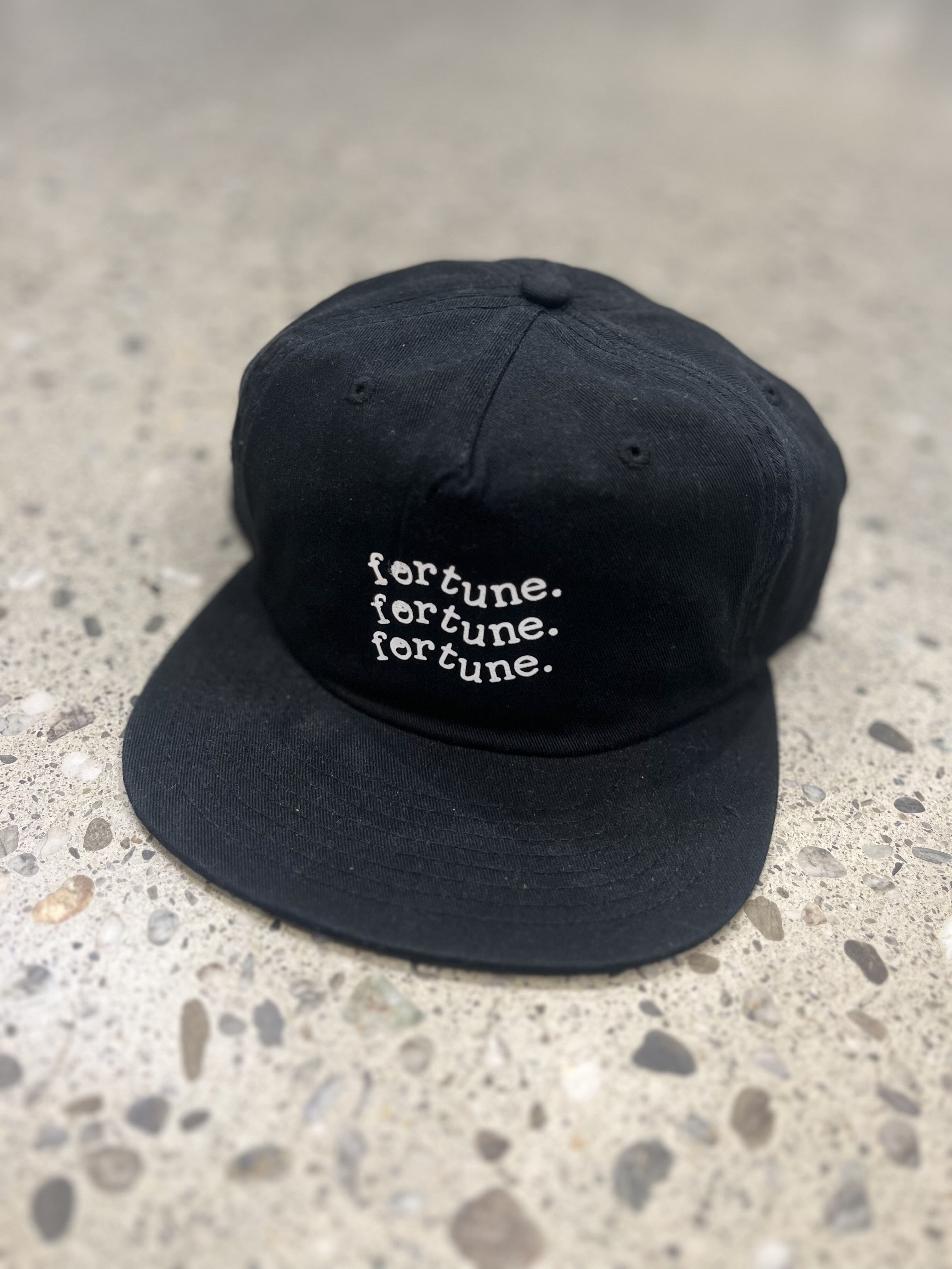 Fortune Flag Cap Black