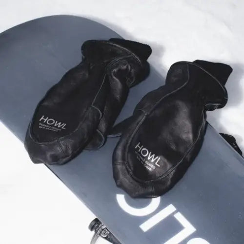 Howl Highland Mitts