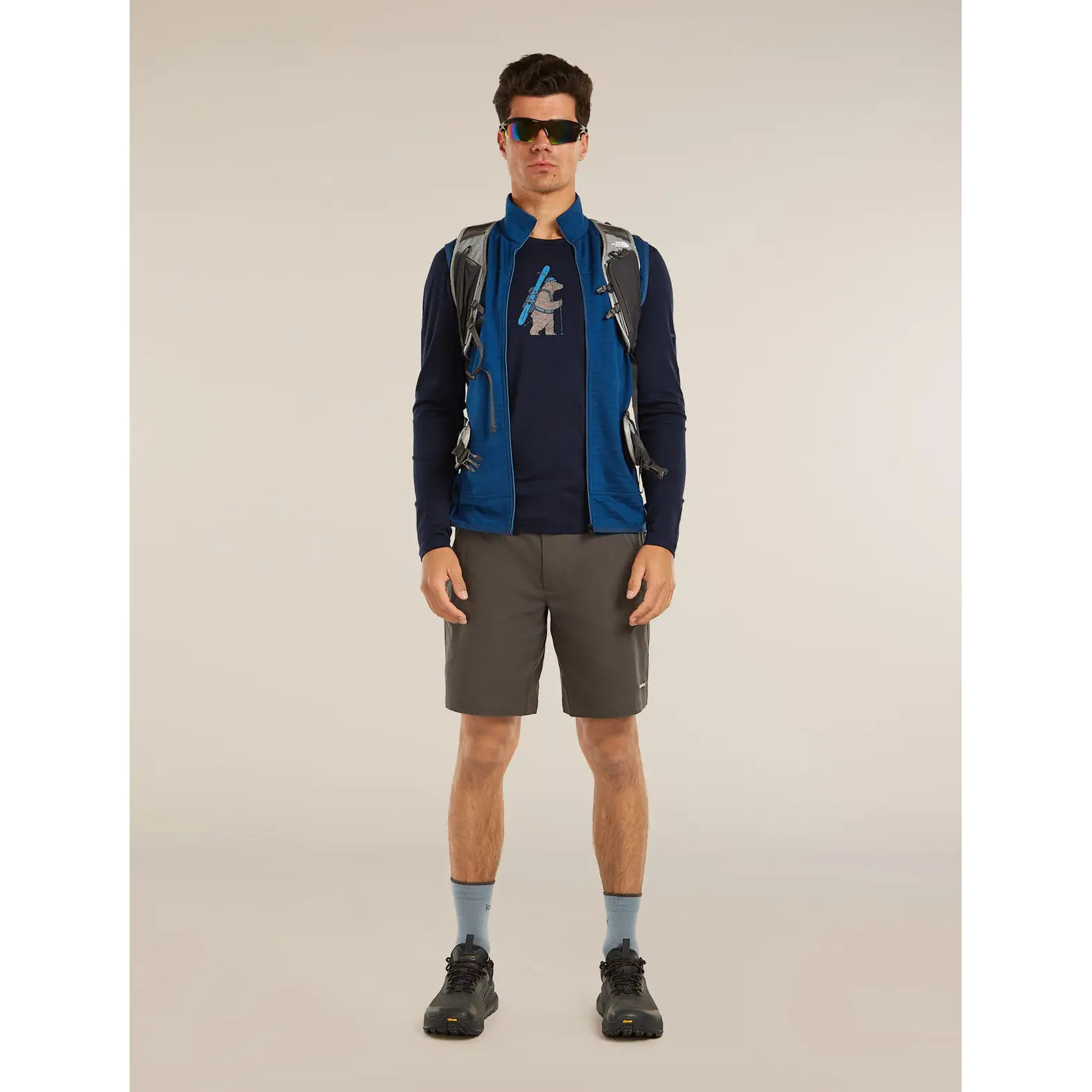 Icebreaker Merino 200 Oasis Long Sleeve Crew Bear Tour