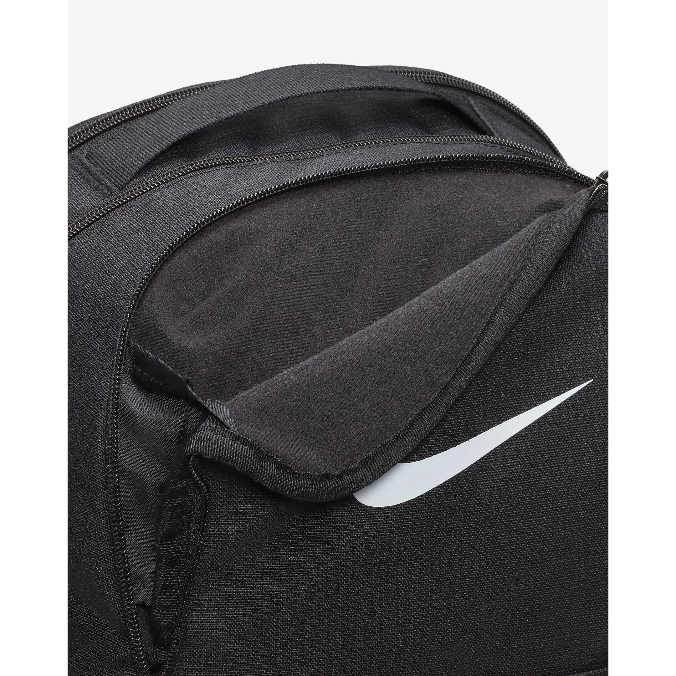 Nike Brasilia 9.5 M (24L) Backpack