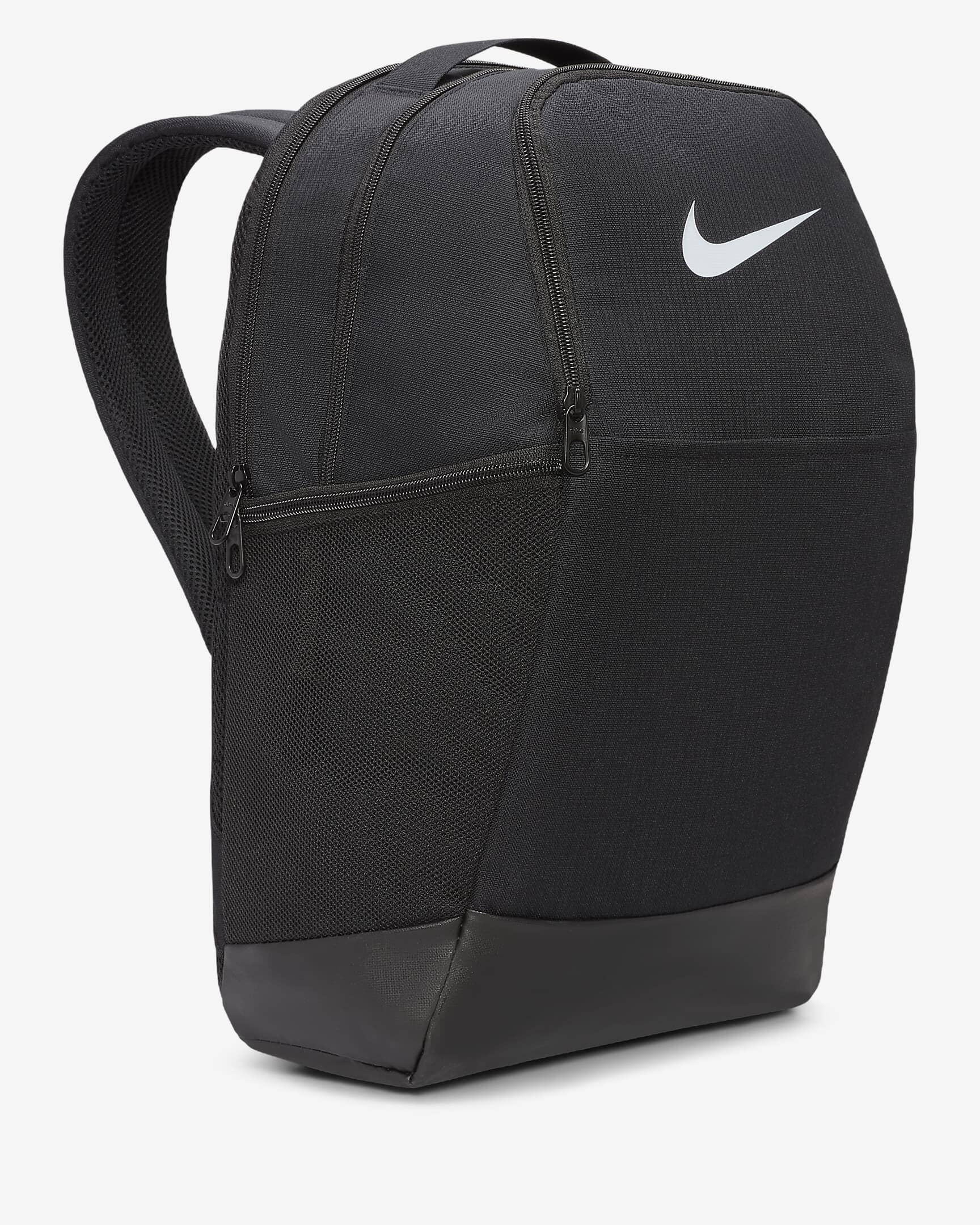 Nike Brasilia 9.5 M (24L) Backpack