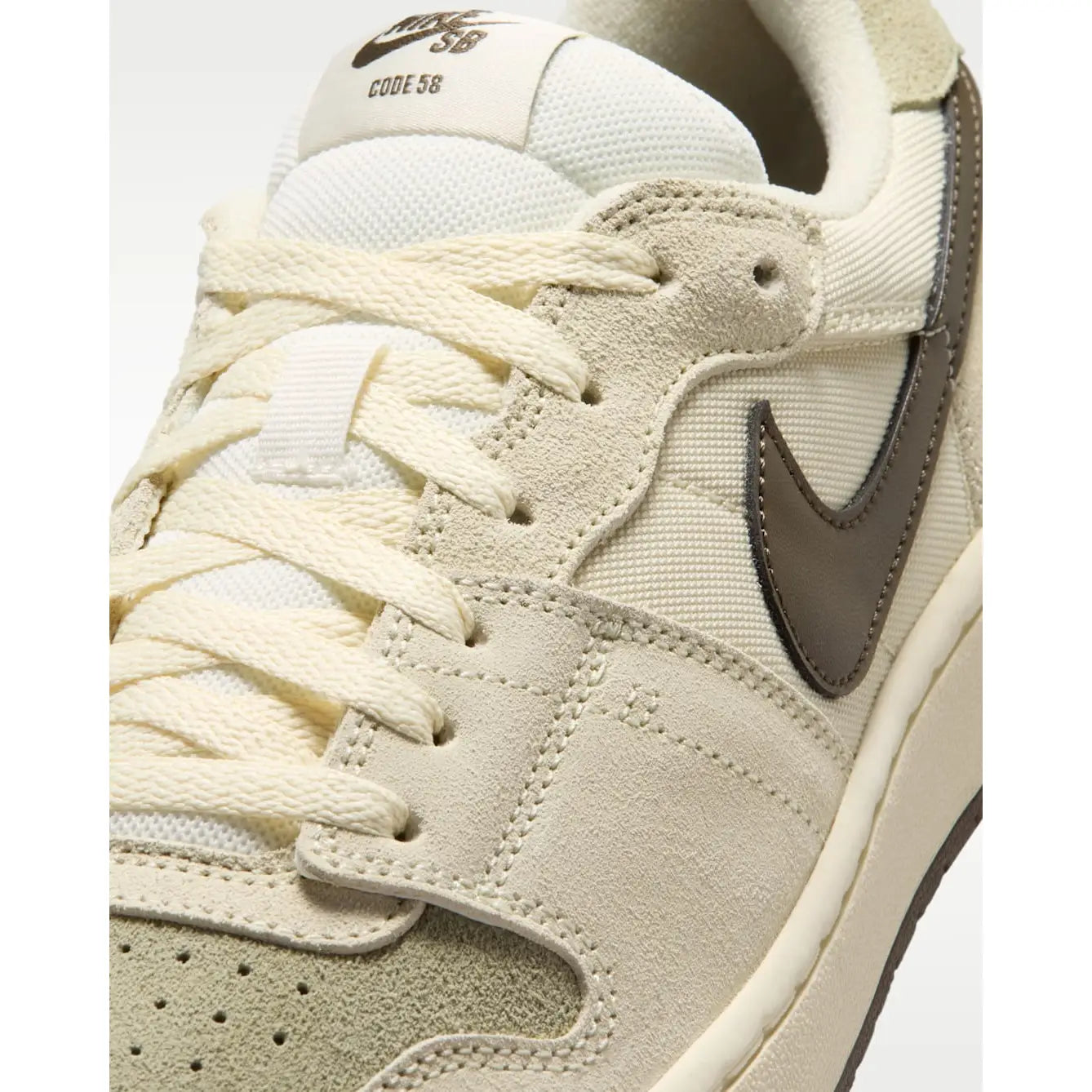 Nike SB Code 58 Shoes - Pale Ivory / Light Khaki / Muslin / Dark Hazel