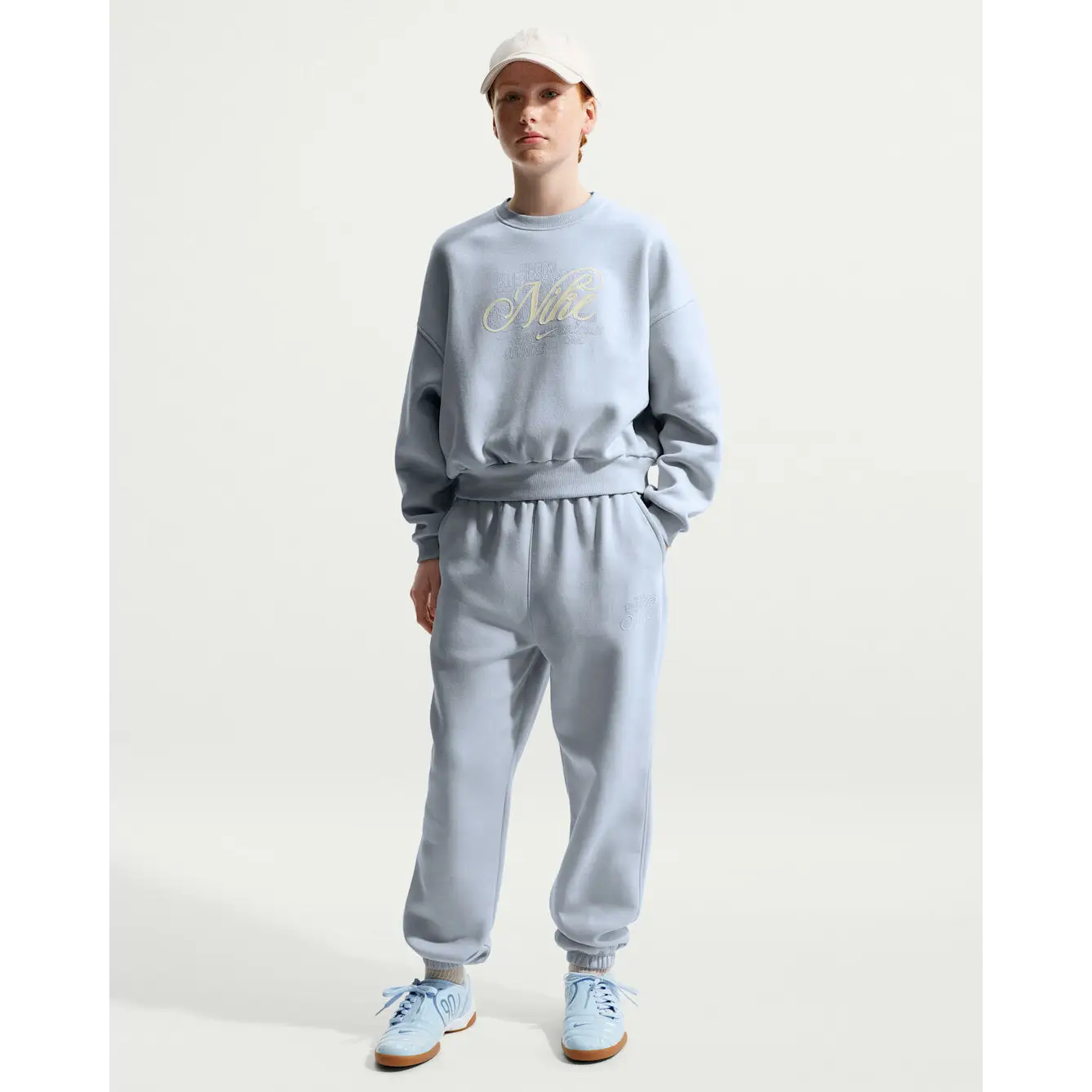 Nike Youth Sportswear Club Fleece Boxy Crew