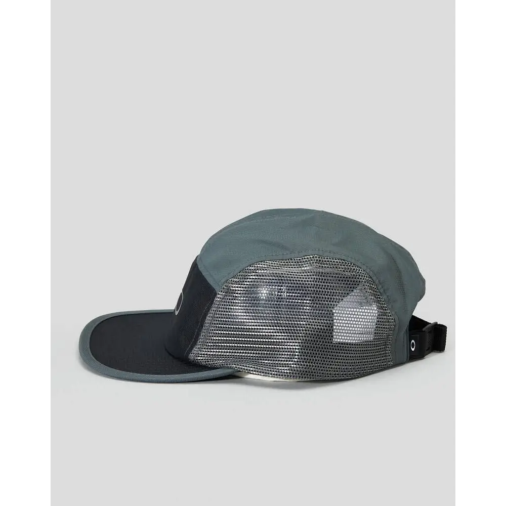 Oakley Latitude Arc Cap
