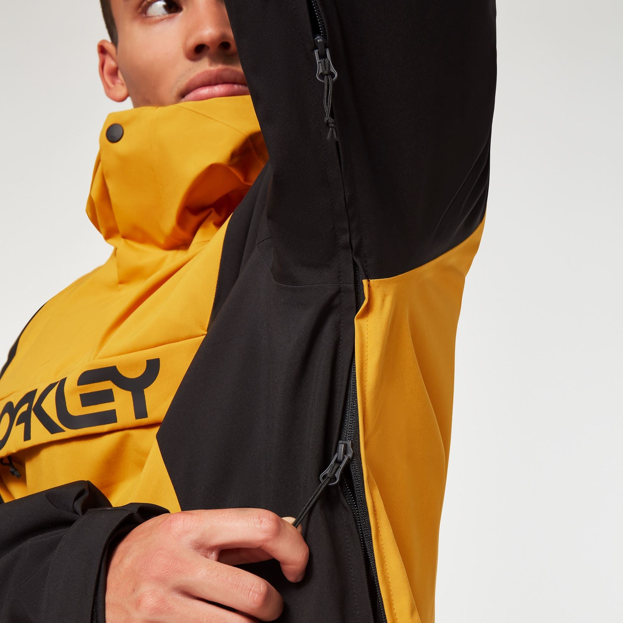 Oakley TNP TBT Insulated Anorak