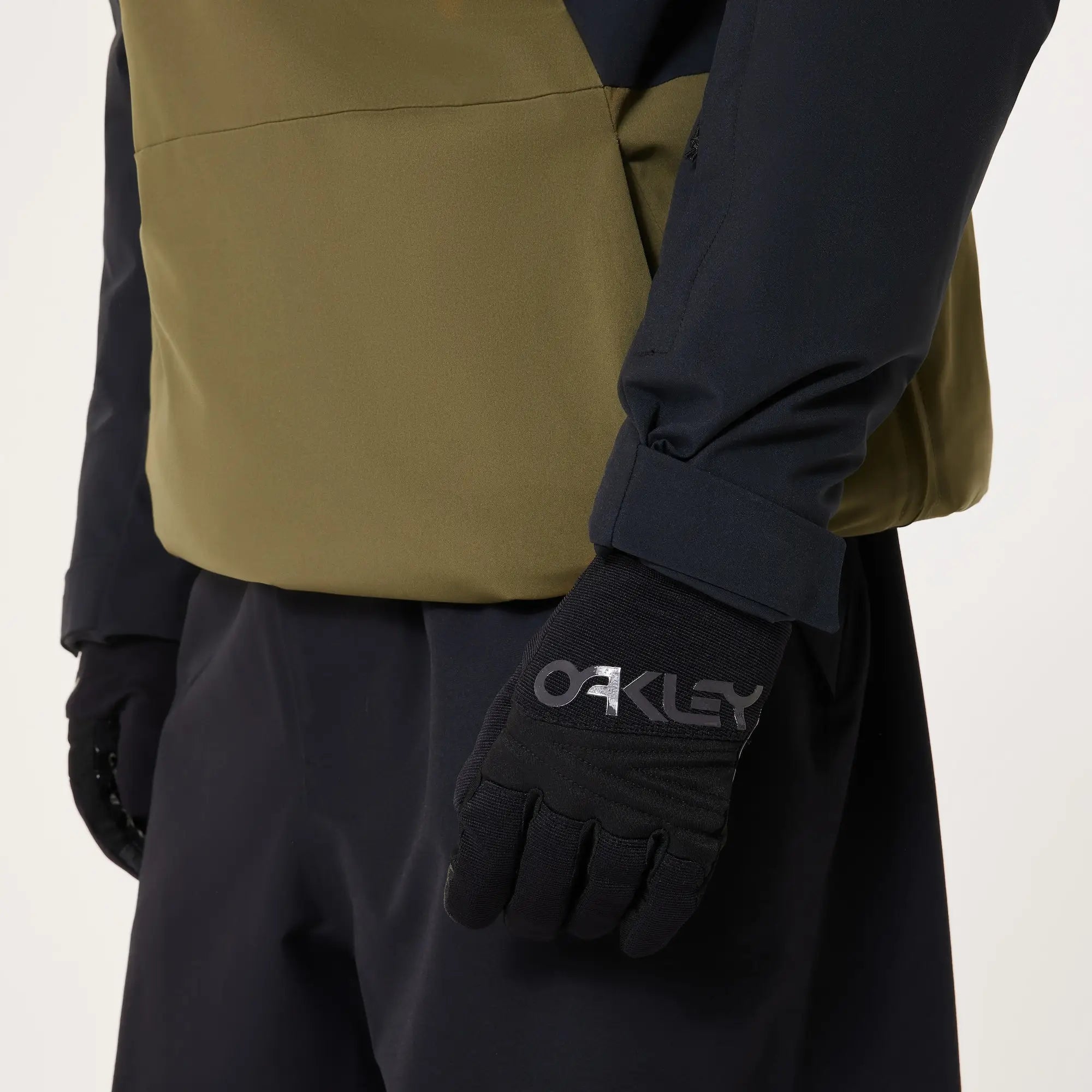Oakley TNP TNT Insulated Anorak