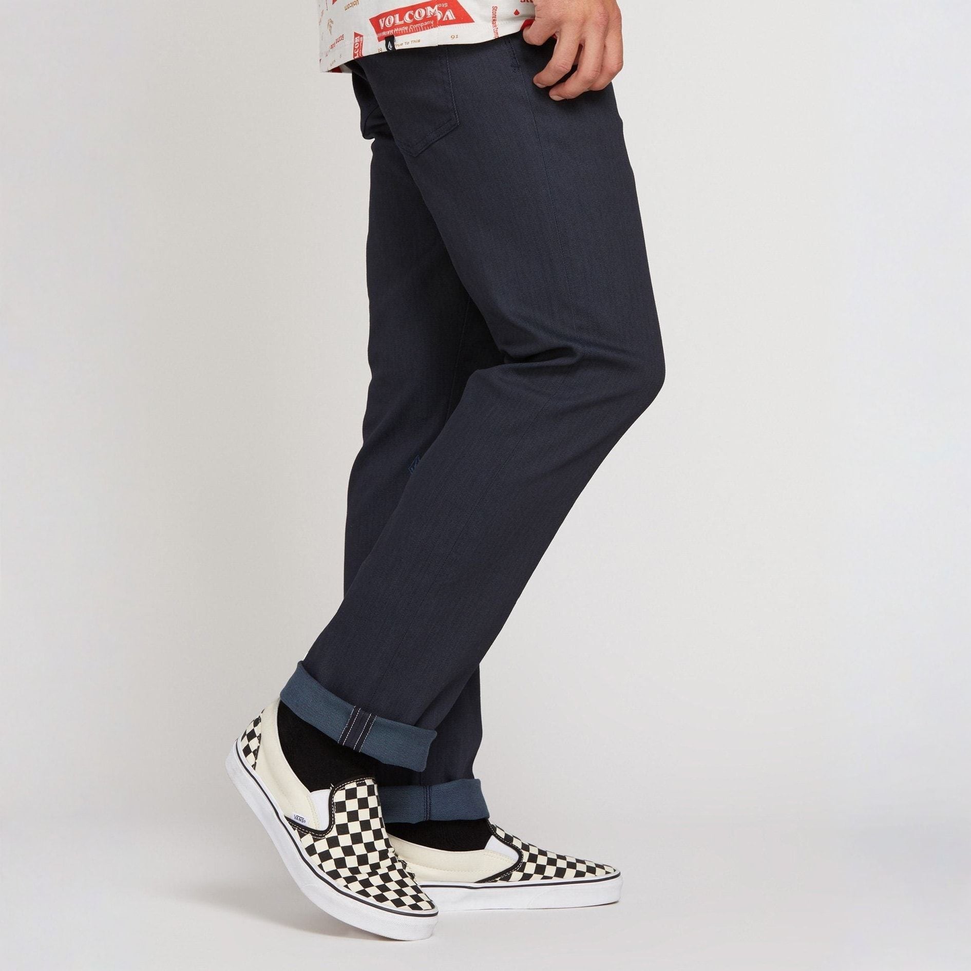 VOLCOM SOLVER MODERN FIT JEANS