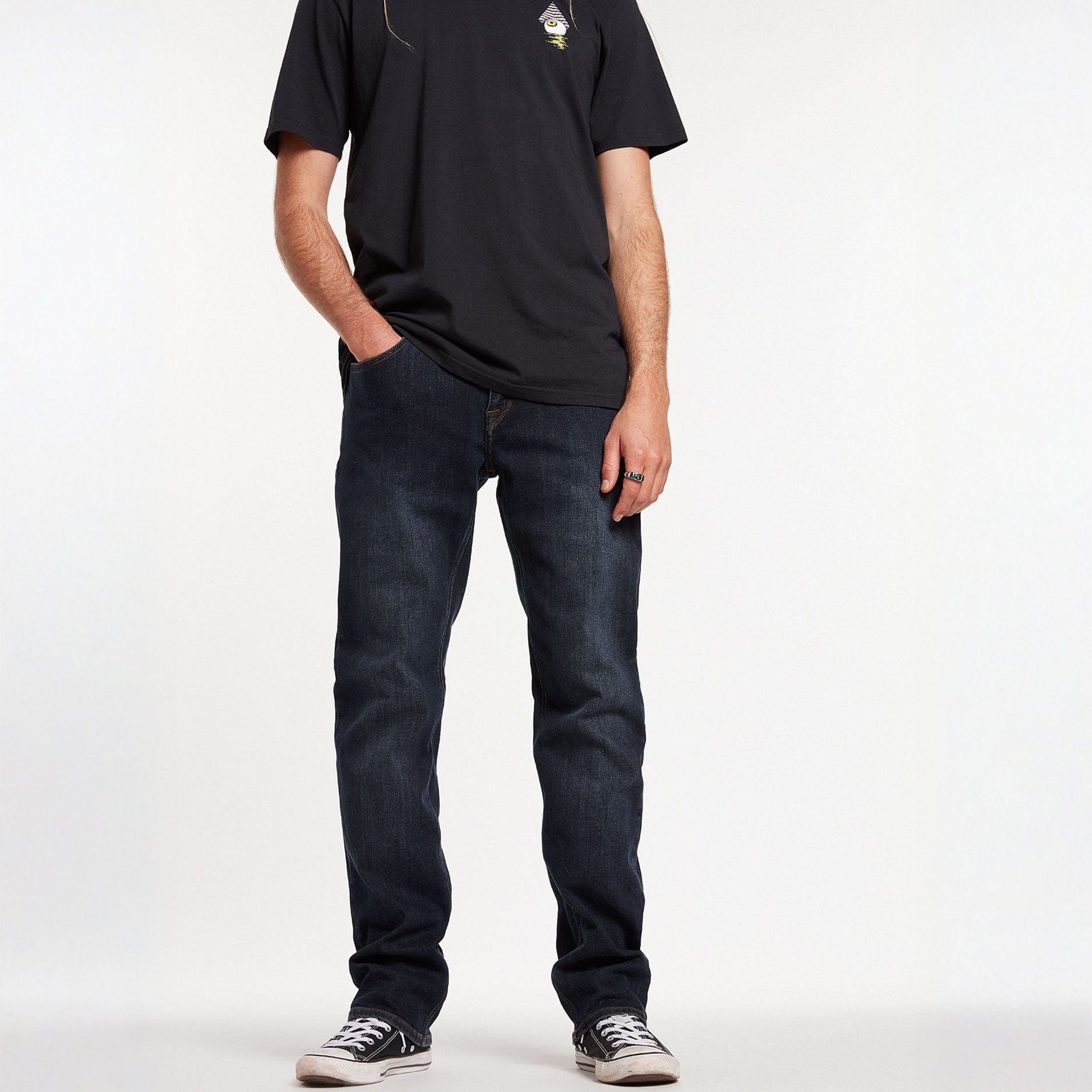 VOLCOM SOLVER MODERN FIT JEANS Vintage Blue 30