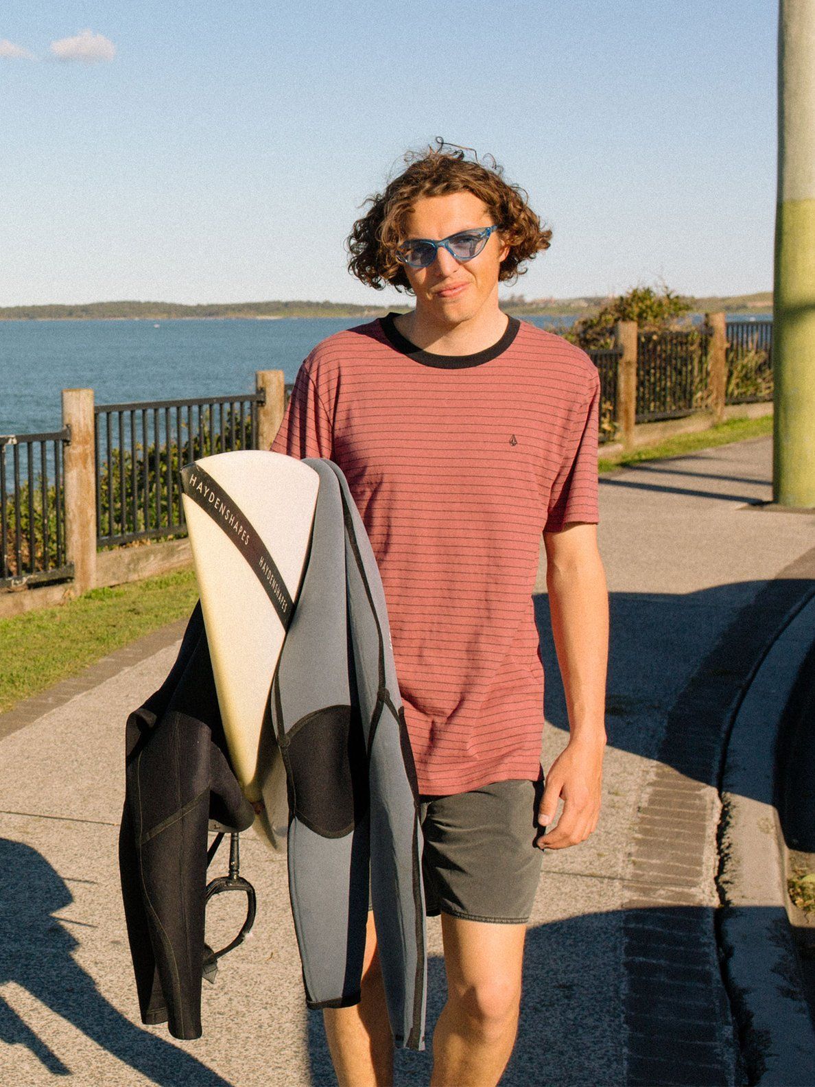 Volcom Womens Knife Sunglasses provide 100% UVA/UVB protection.