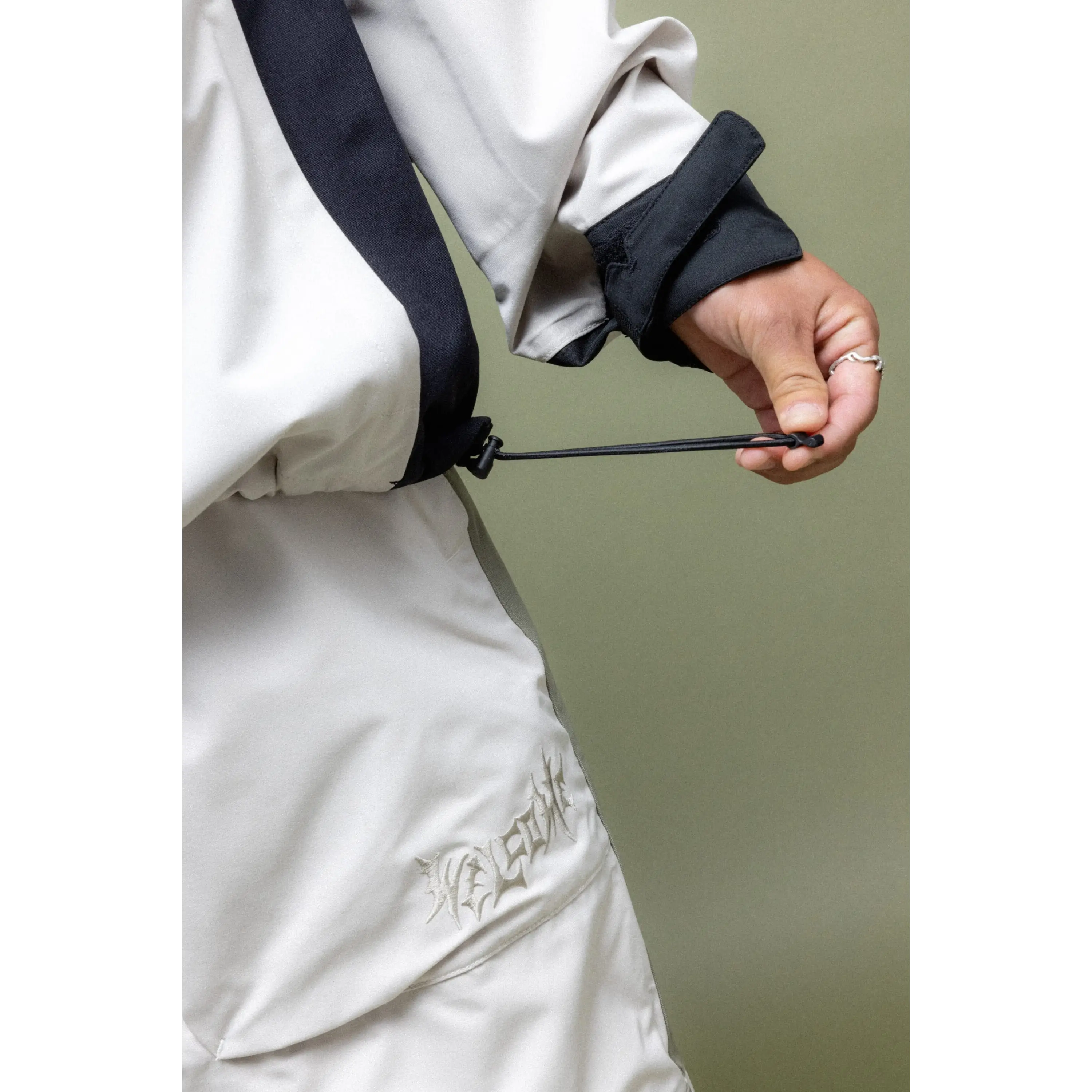 686 Ghost 2.5L Anorak 2025