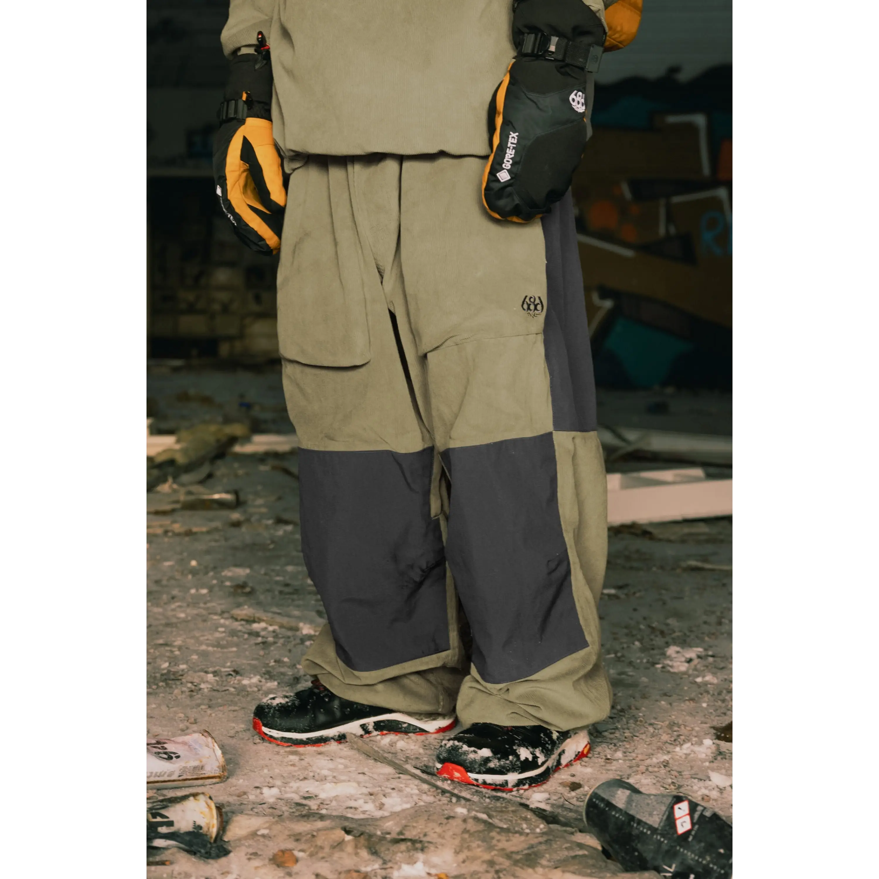 686 Ghost 2.5L Pants 2025