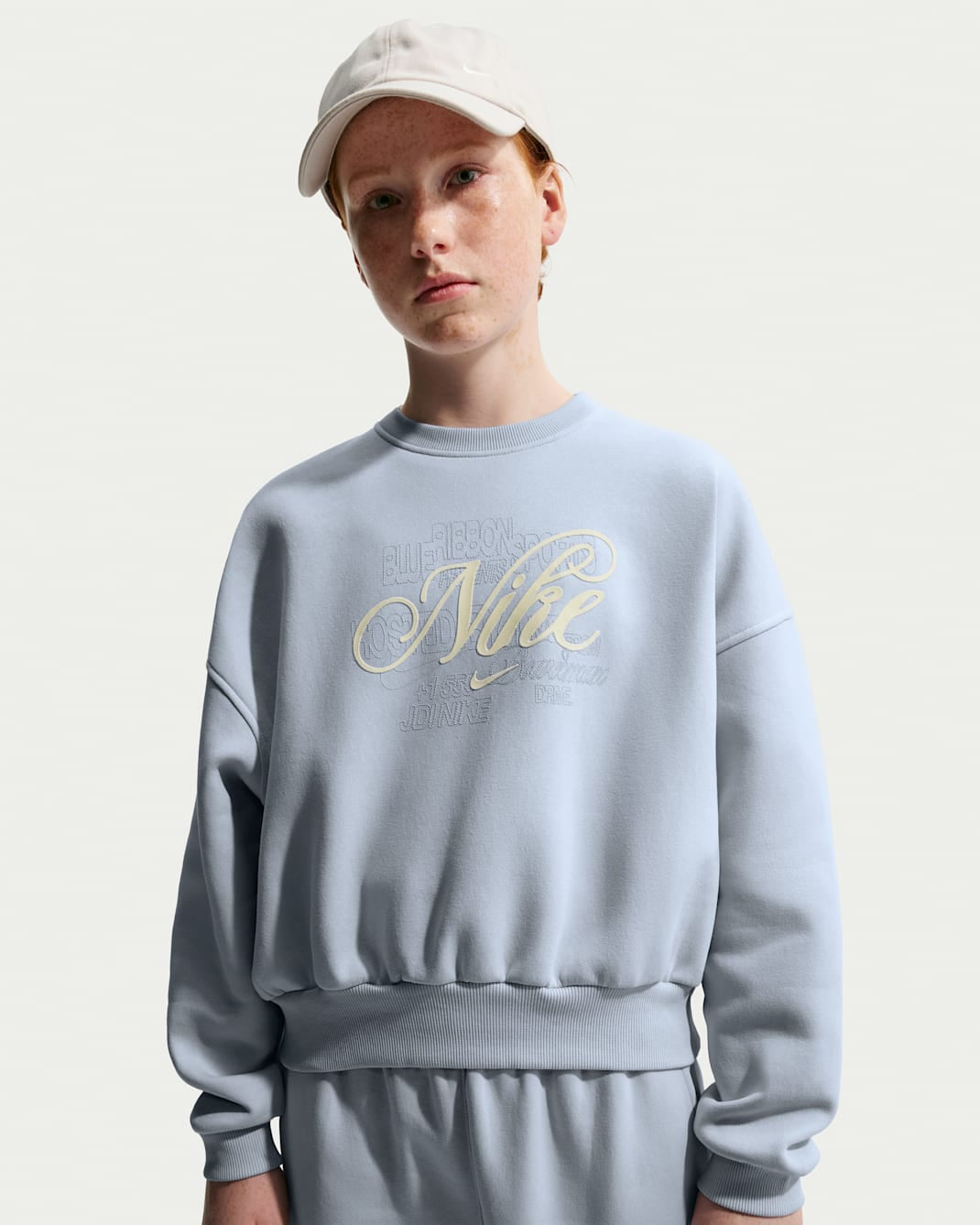 Nike Youth Sportswear Club Fleece Boxy Crew