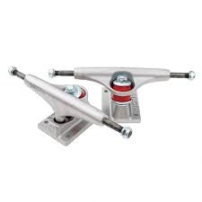 Ruckus Mid Silver Truck
