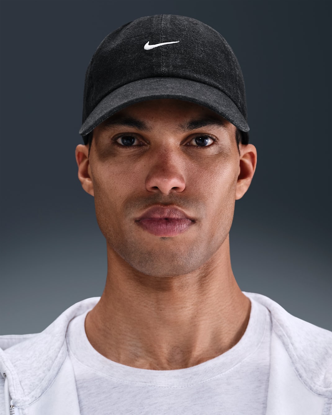 Nike Club Unstructured Denim Cap - Black / White