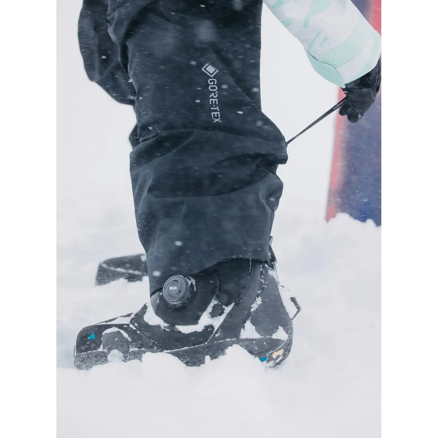 Burton  AK Freebird GORE-TEX 3L Stretch Bib Pants 2025