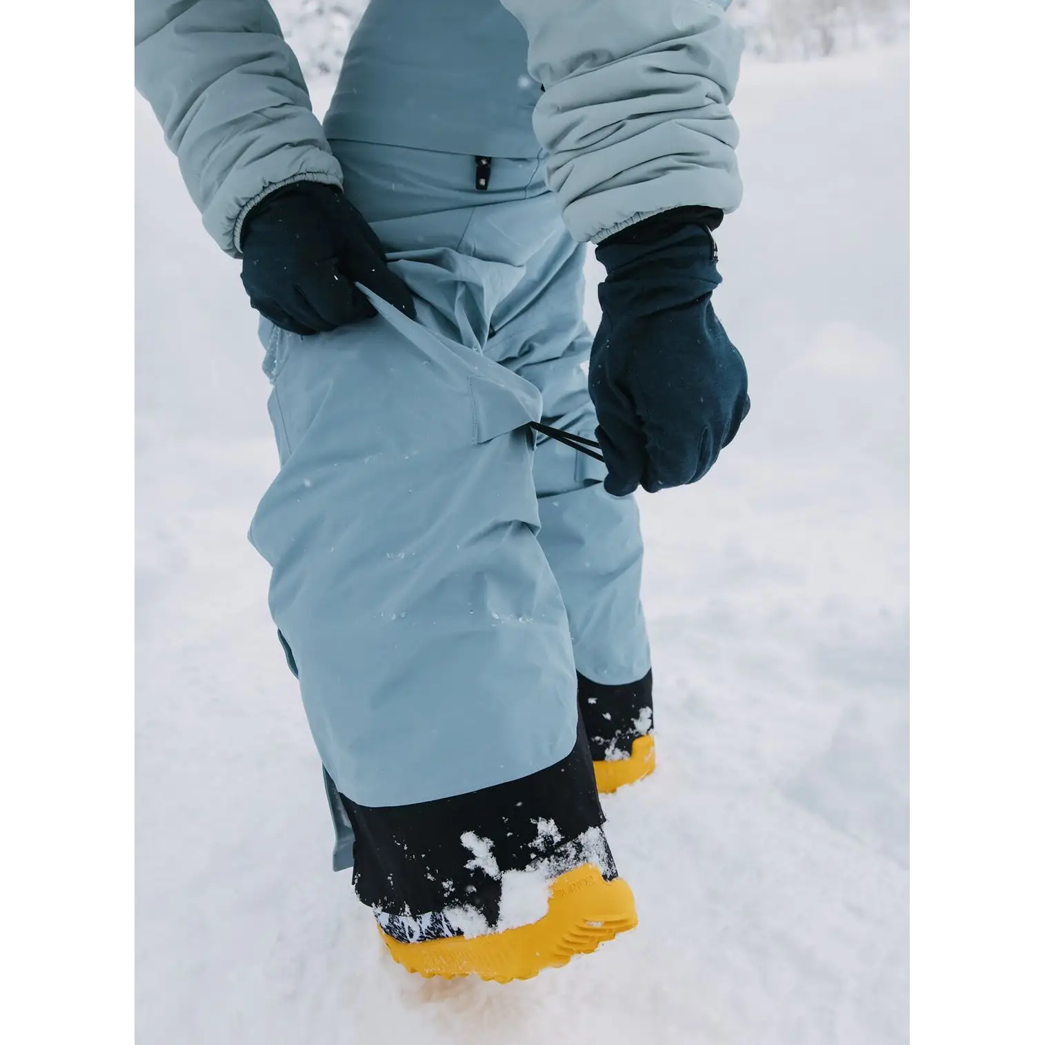 Burton AK Kimmy Gore-Tex 2L Womens Bib Pants