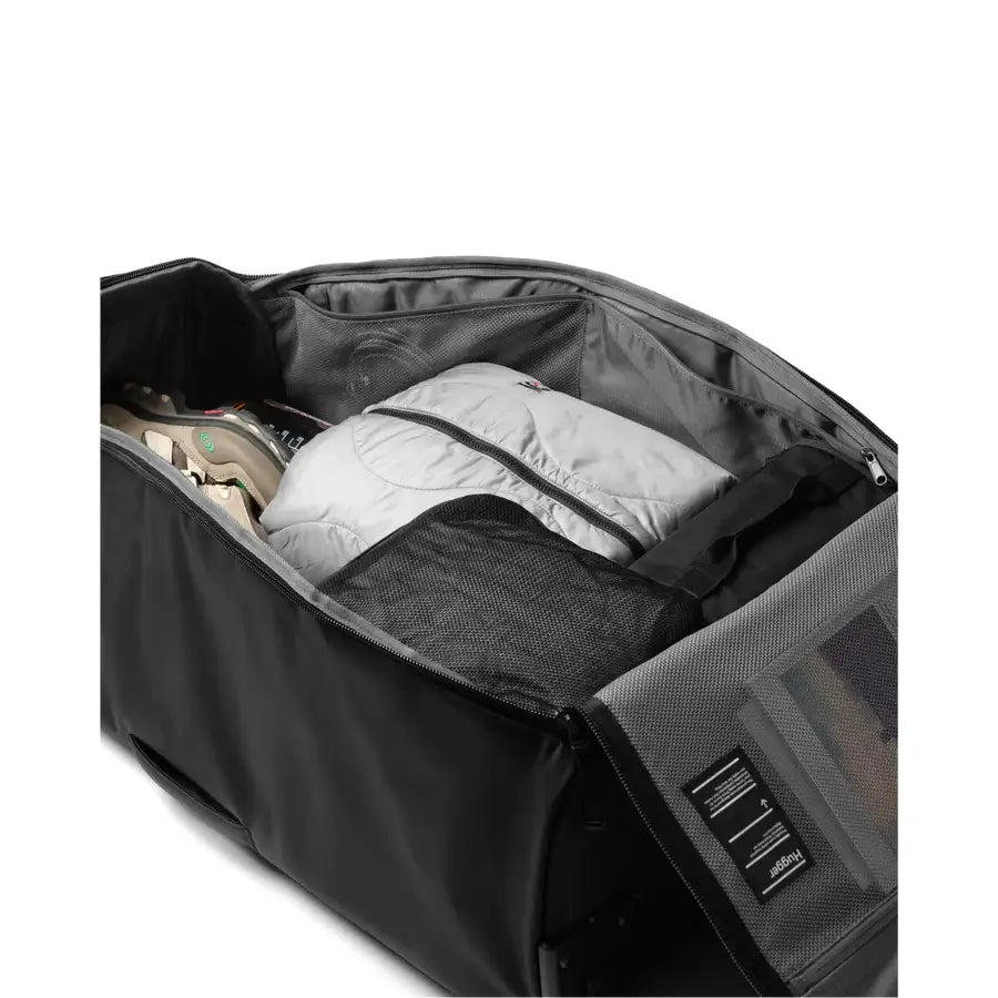 D__b_ Hugger Roller Bag 90L