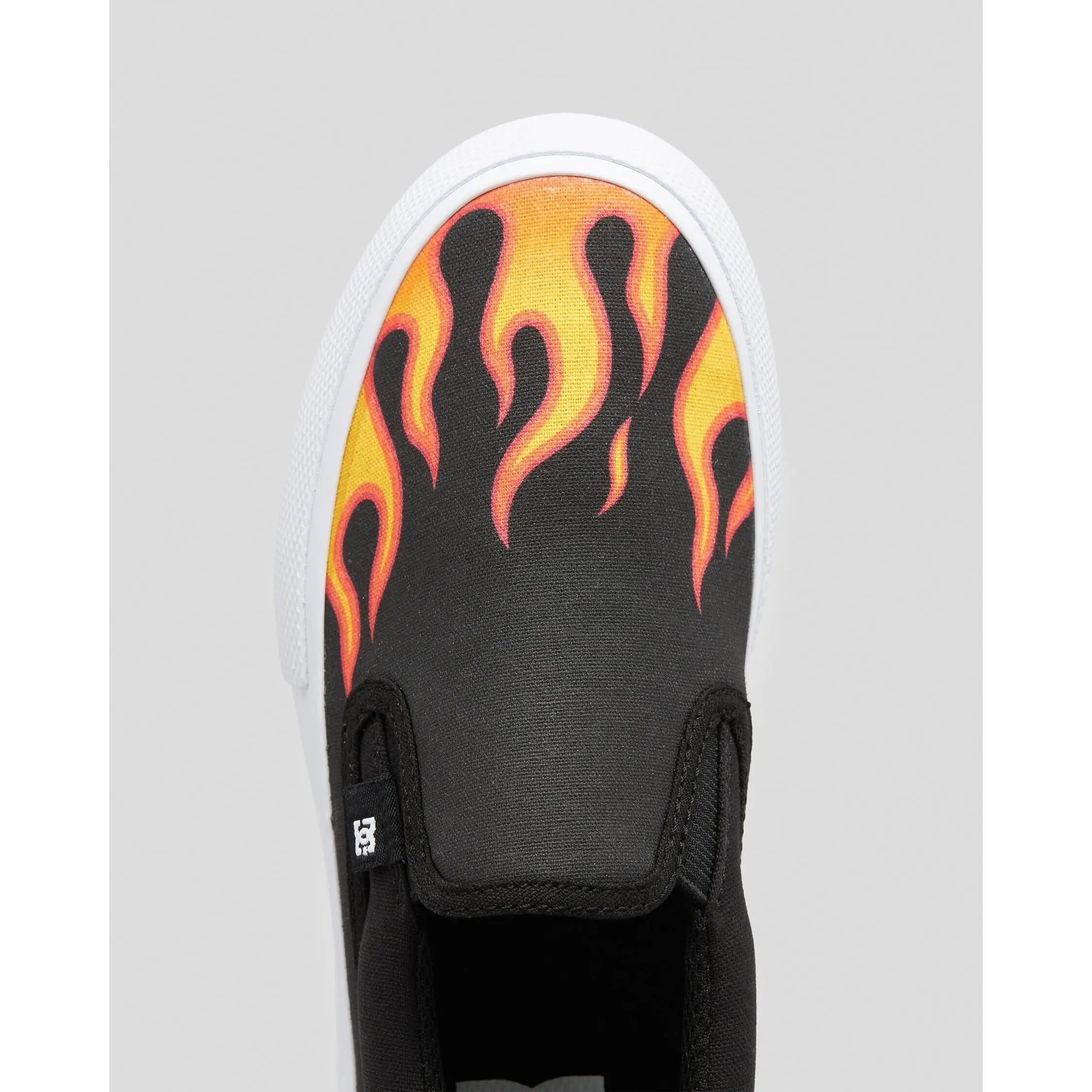 DC Manual Slip-On Youth
