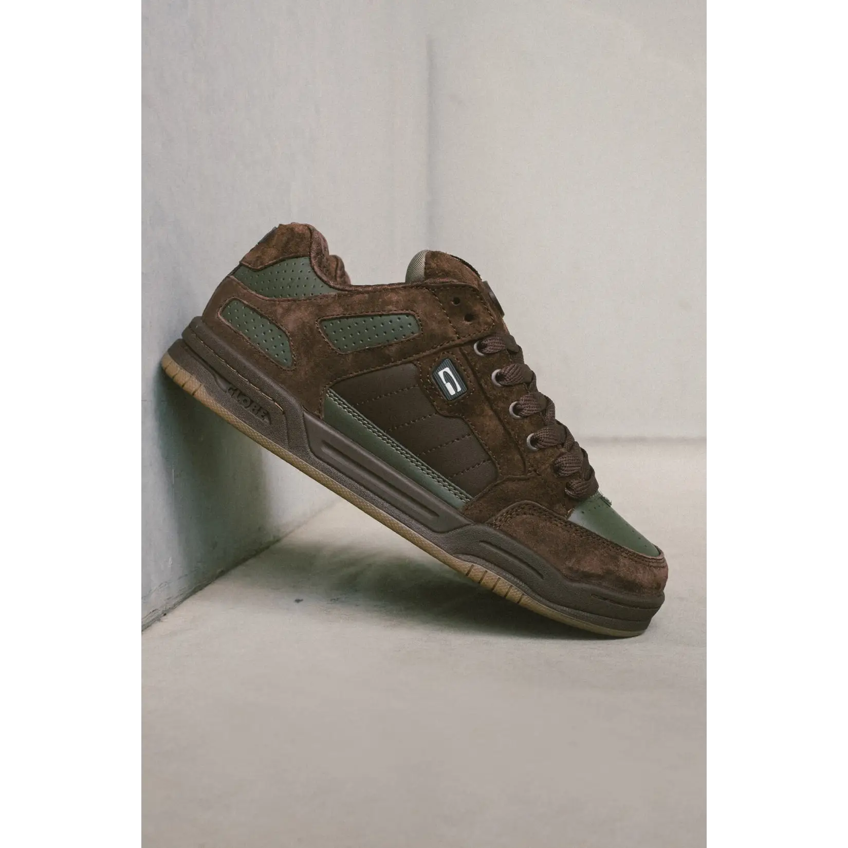 Globe Tilt Prime Shoes - Brown / Olive / Mullen