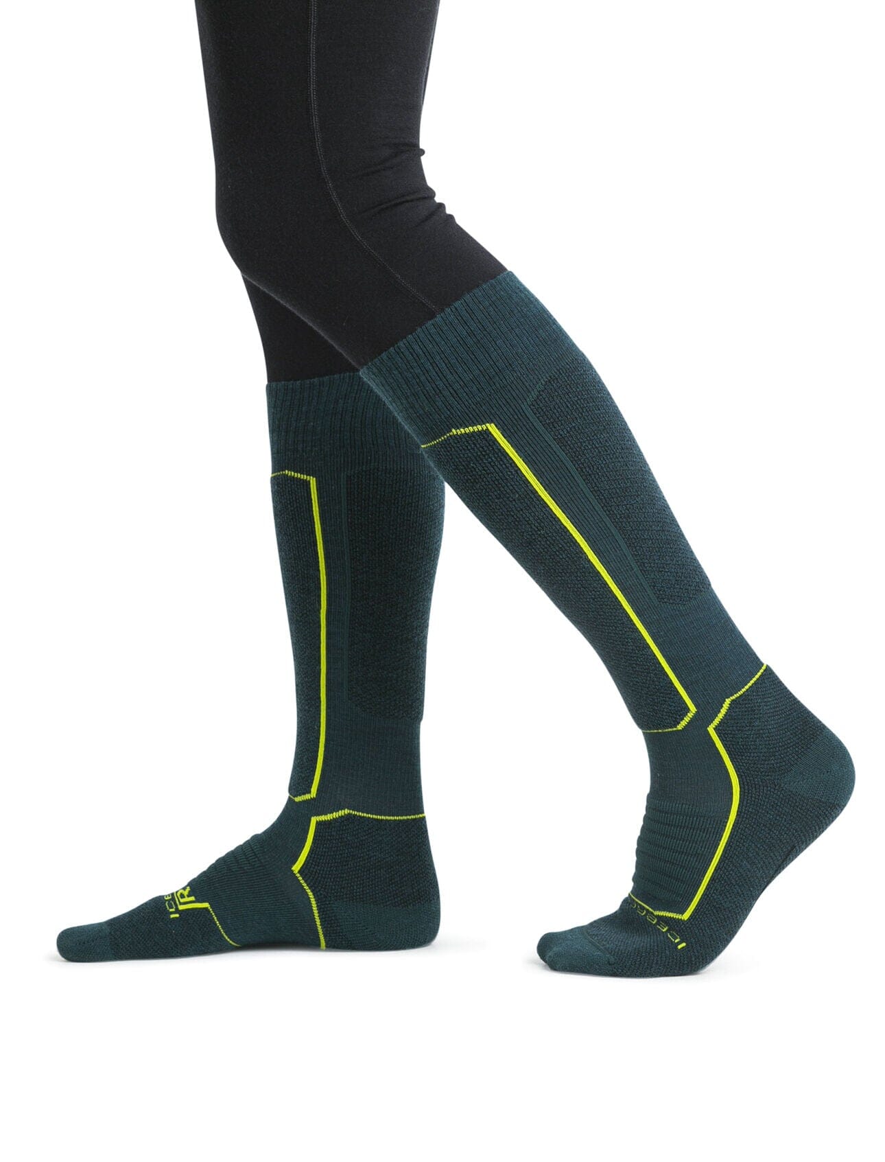 Icebreaker Ski+ Medium Over The Calf Socks 2024