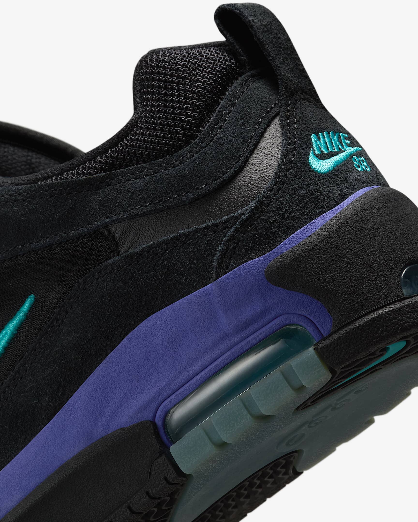 Nike Air Max Ishod - Black Dusty Cactus