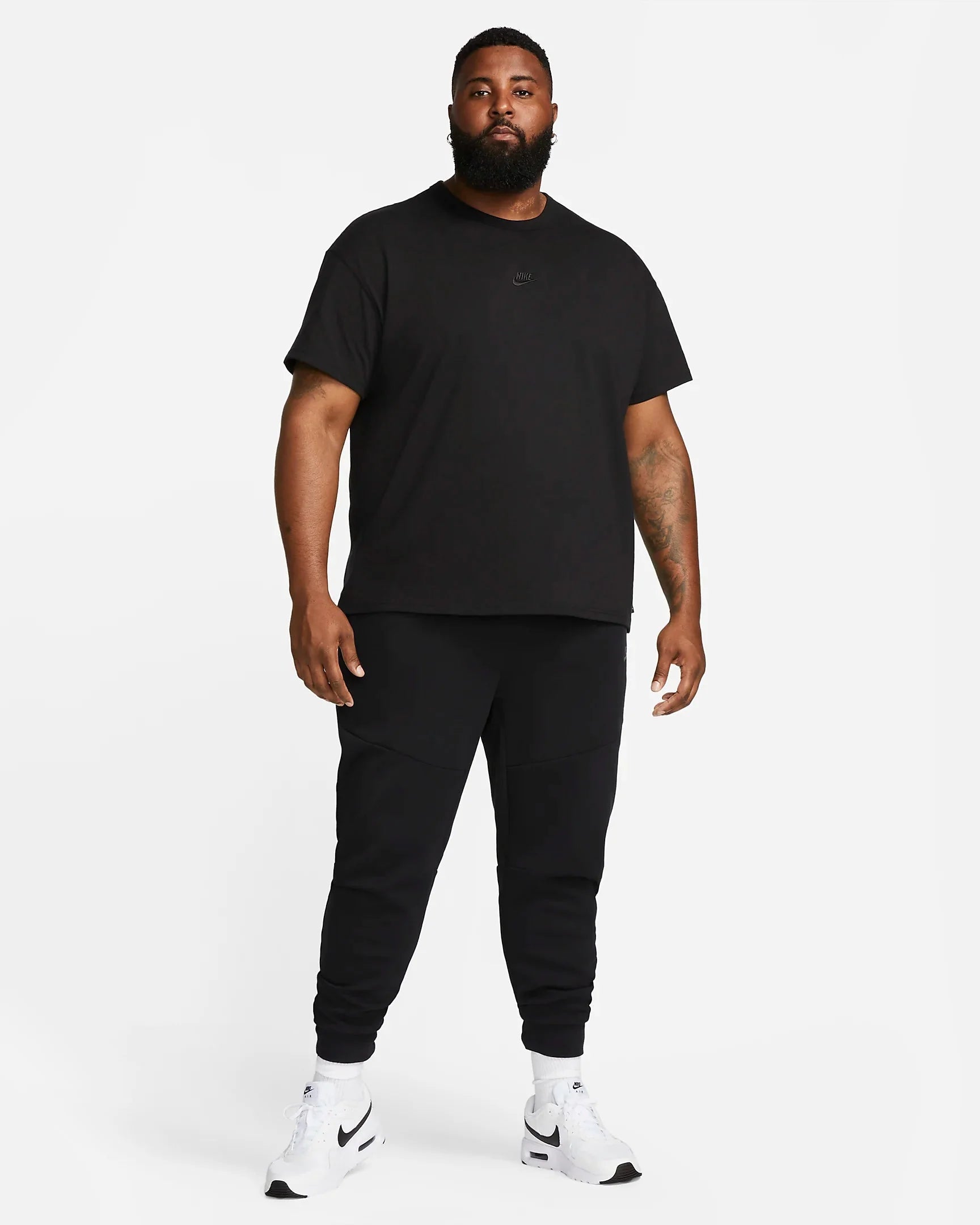 Nike Sportswear Premium Essentials Sustainable T-Shirt 