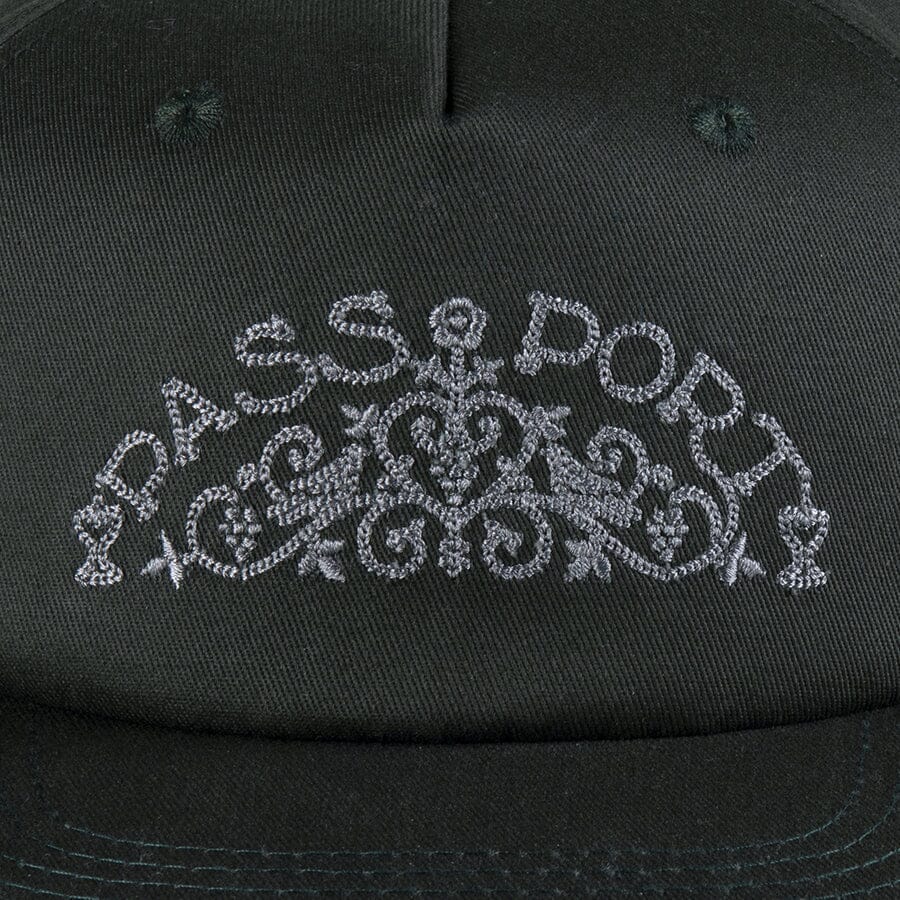 Passport Vineyard Birds Workers Cap