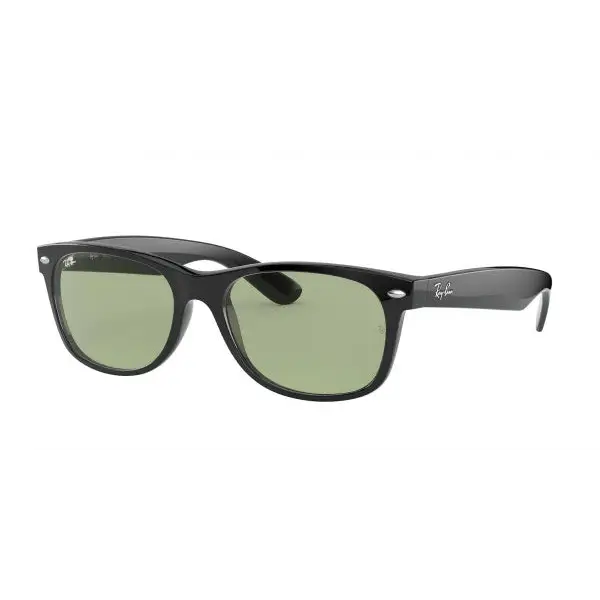 Ray-Ban New Wayfarer Sunglasses Black w/ Green 