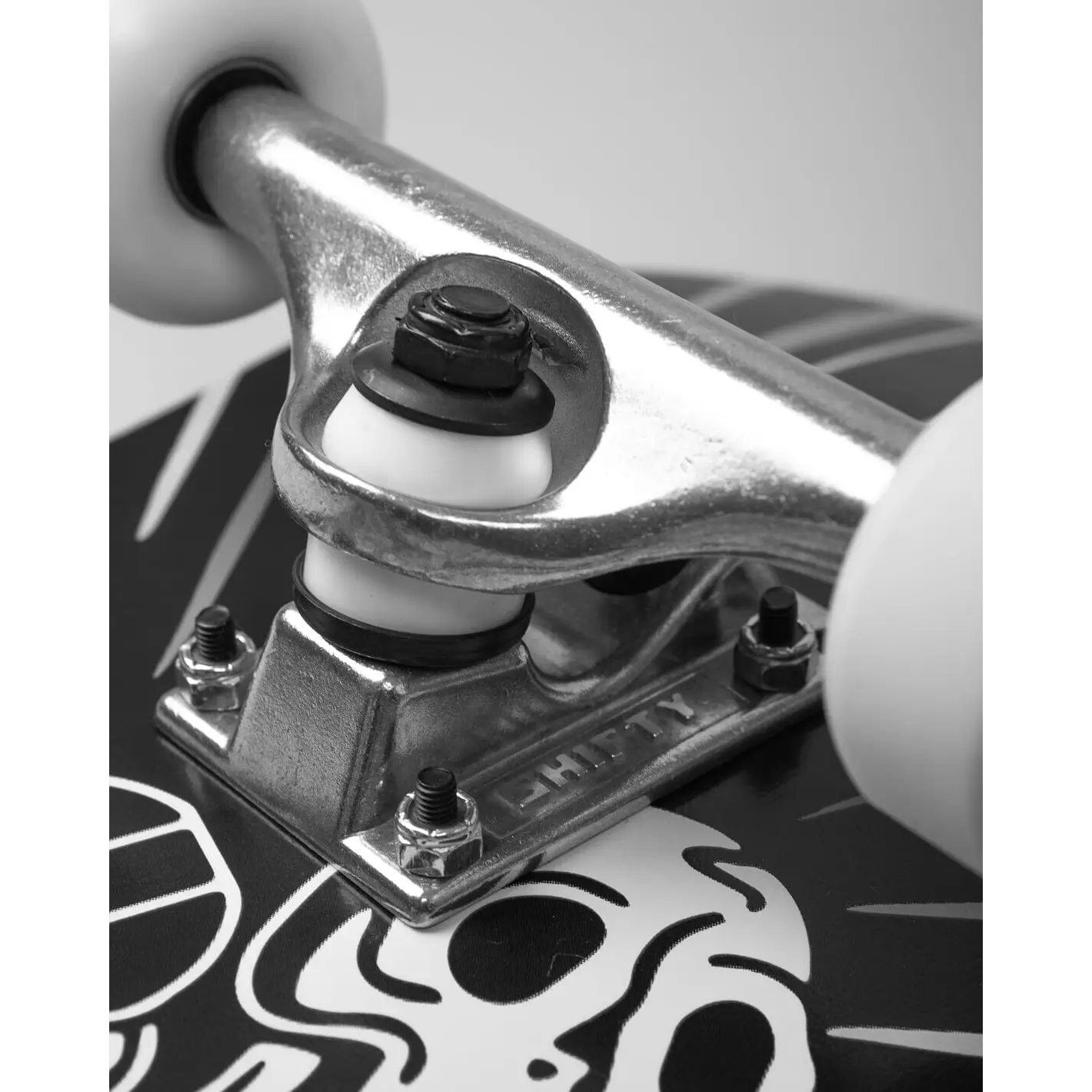 Shifty Moto Skull Complete