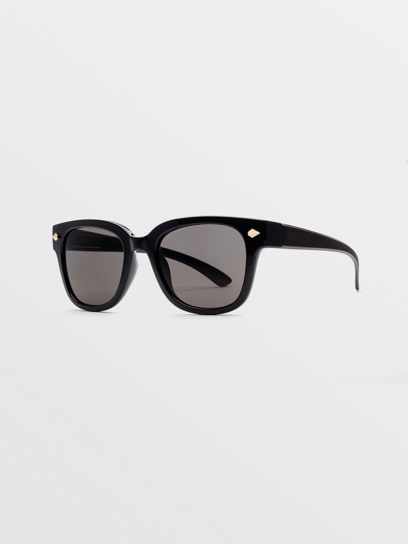 Volcom Freestyle Sunglasses offer 100% UVA/UVB protection with Gloss Black frames. 
