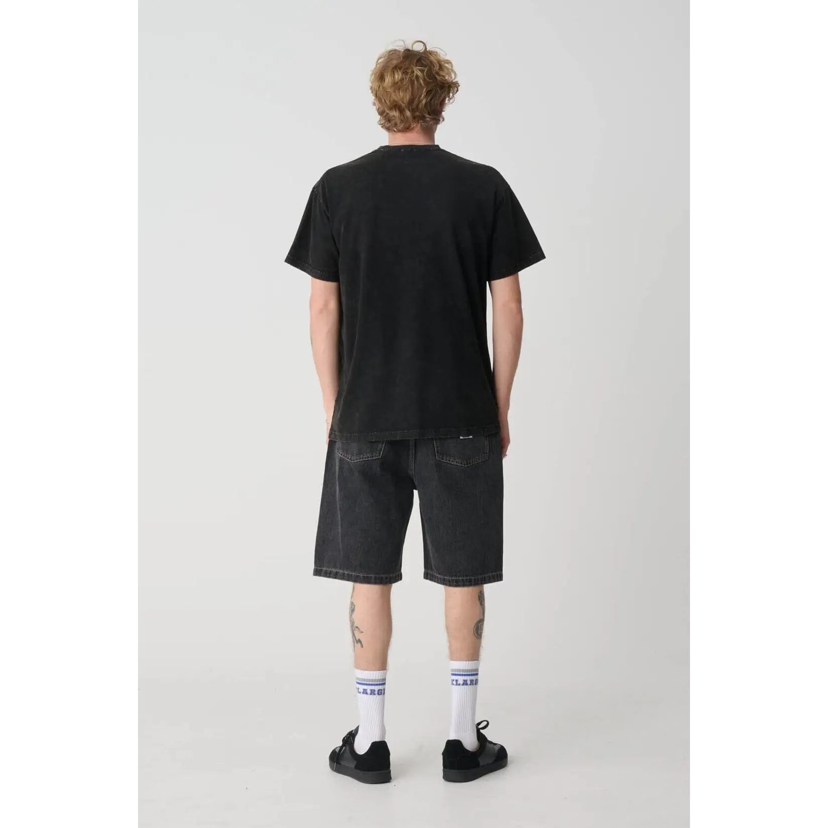X-Large Barbed T-Shirt